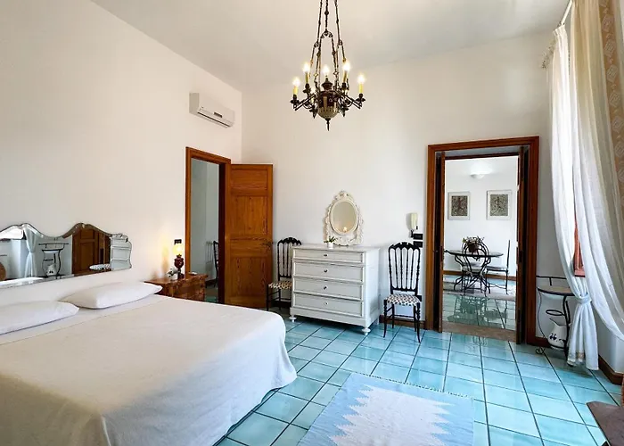 Casa Filippo - Authentic Historic Seafront With Terrace In Center - Marea Collection *