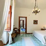 Villa Casa Filippo - Authentic Historic Seafront With Terrace In Center - Marea Collection