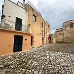 Villa Casa Filippo - Authentic Historic Seafront With Terrace In Center - Marea Collection *