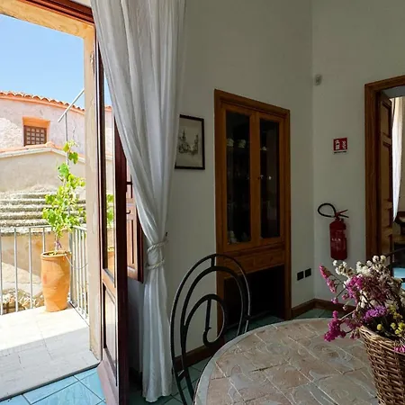 Casa Filippo - Authentic Historic Seafront With Terrace In Center - Marea Collection فيلة *